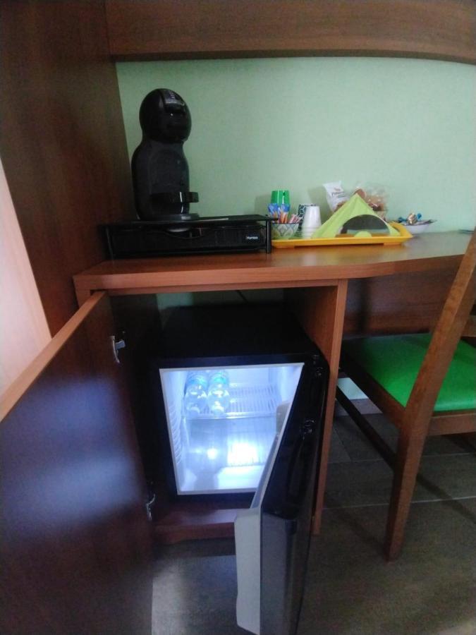 B&B Il Ghiro Роккаразо Екстер'єр фото